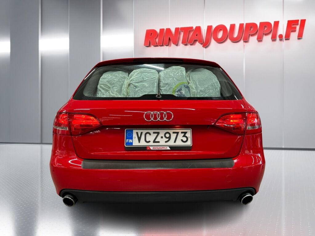 Audi A4 2008 Punainen