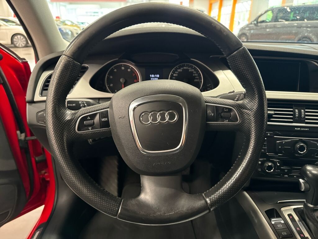 Audi A4 2008 Punainen