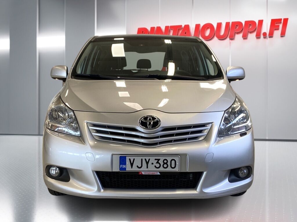 Toyota Verso 2010 Hopea