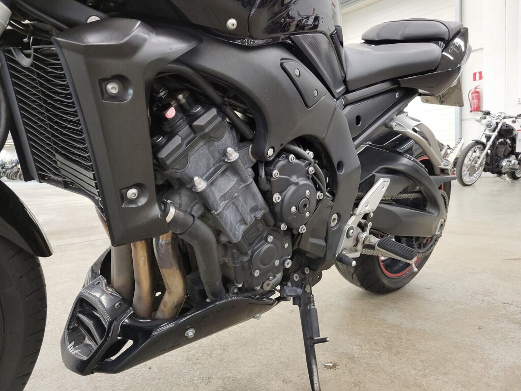 Yamaha FZ1 2007 Musta