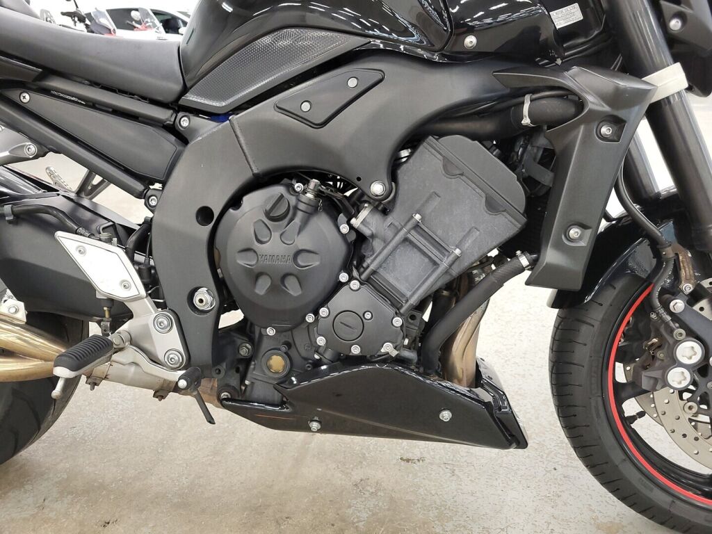 Yamaha FZ1 2007 Musta