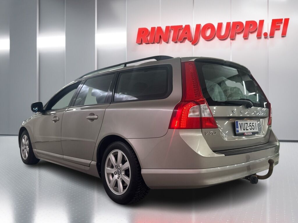 Volvo V70 2012 Ruskea (beige)