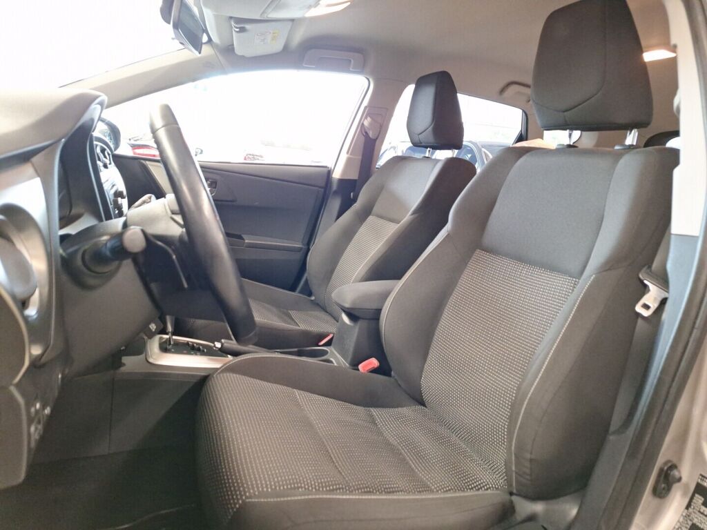 Toyota Auris 2014 Ruskea (beige)