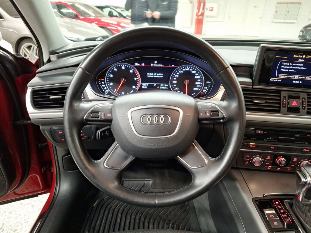 Audi A6 2013 Punainen