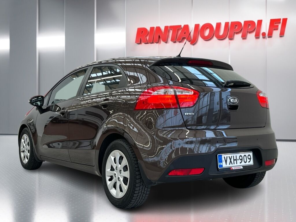 Kia Rio 2014 Ruskea (beige)