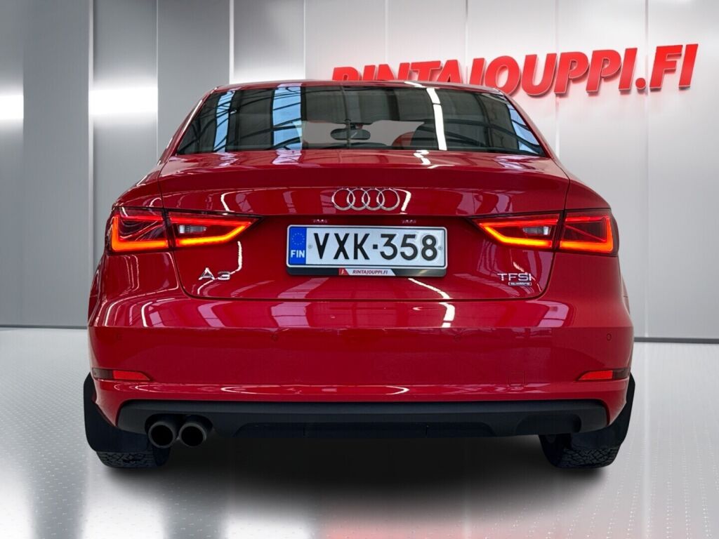 Audi A3 2014 Punainen