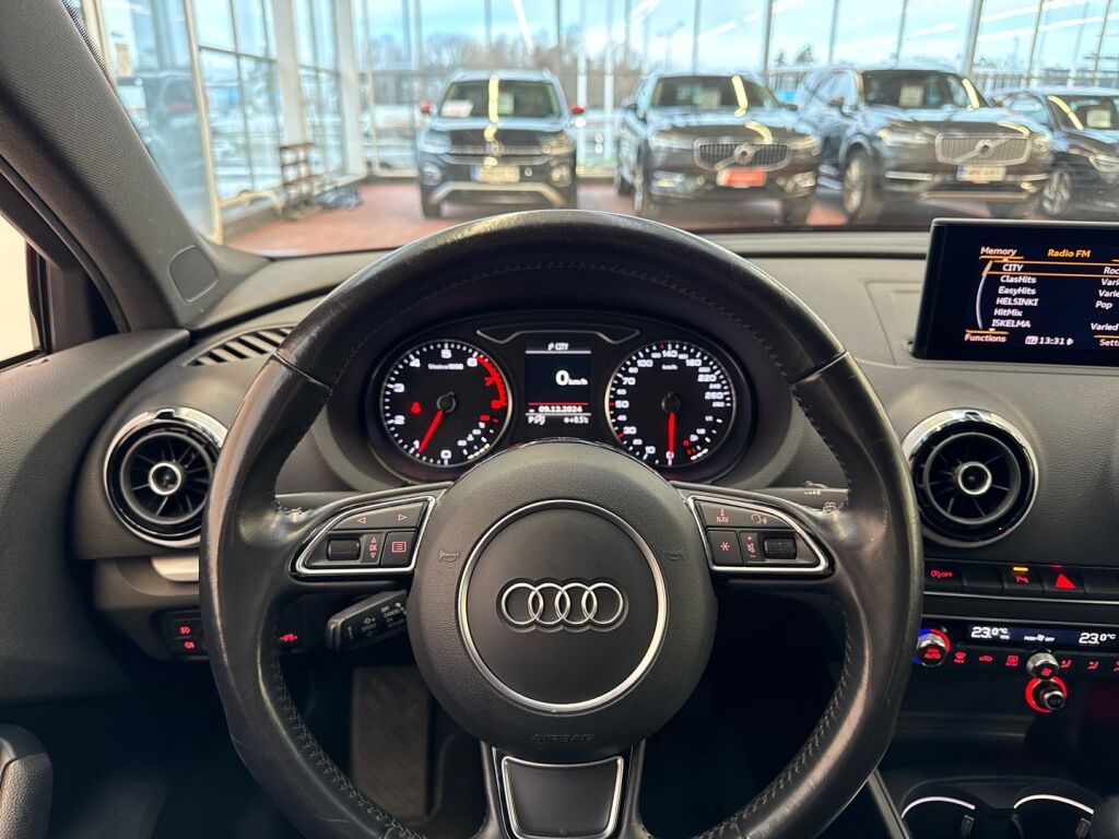 Audi A3 2014 Punainen