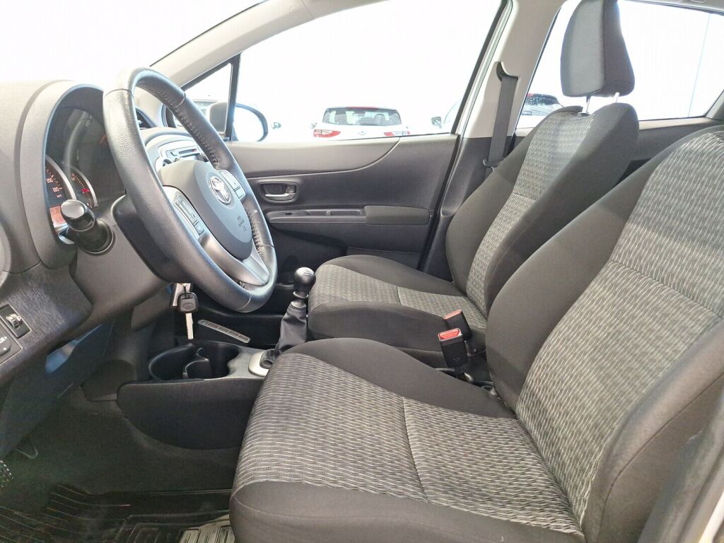 Toyota Yaris 2014 Hopea