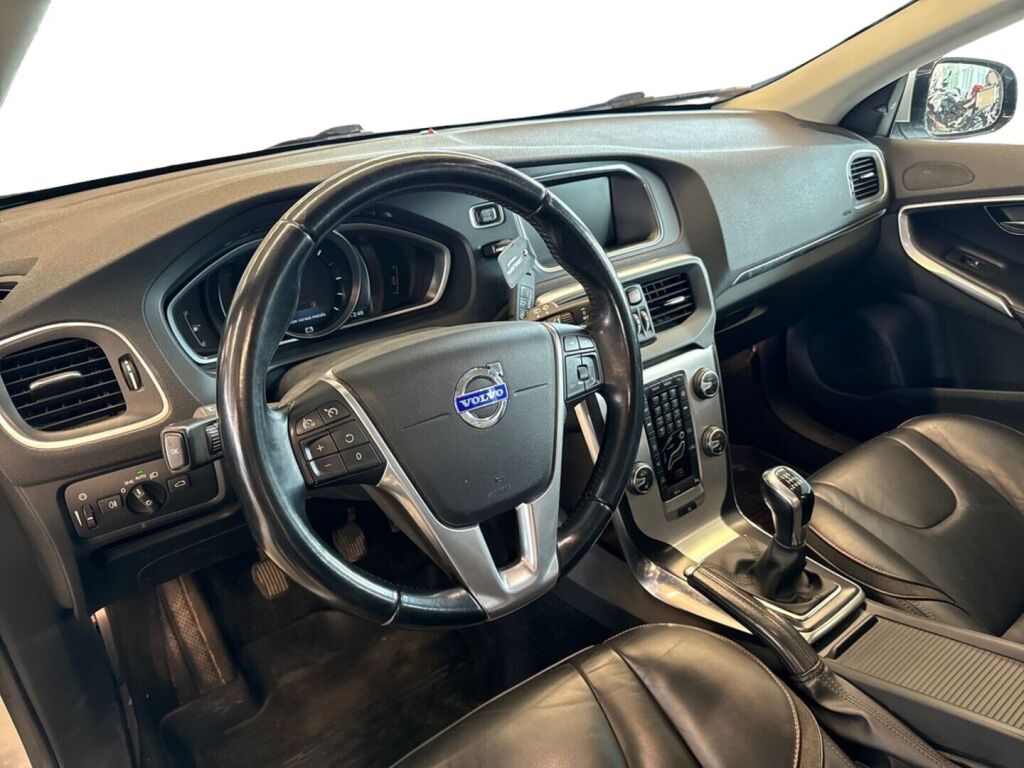 Volvo V40 2015 Harmaa