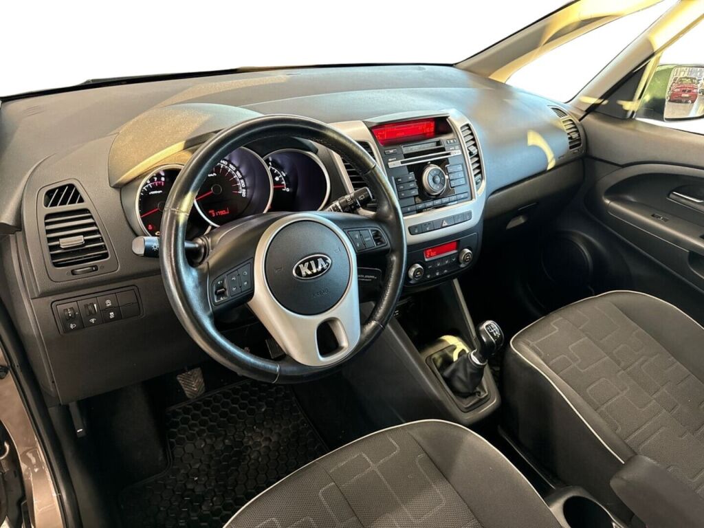 Kia Venga 2015 Ruskea (beige)