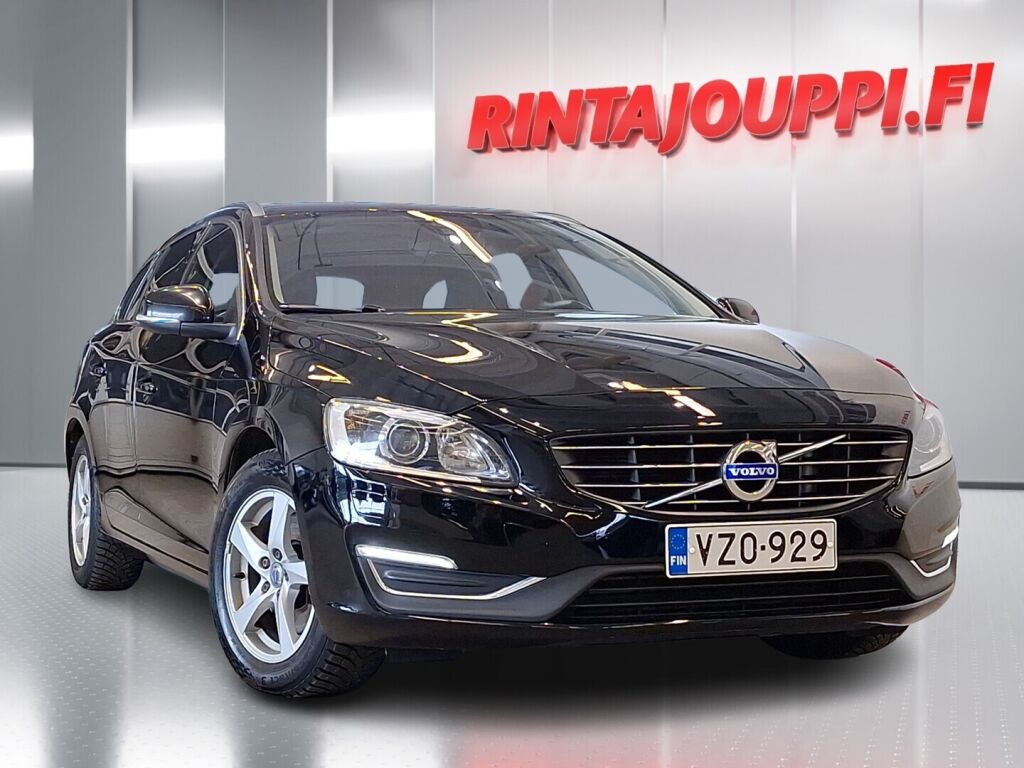 Volvo V60 2017 Musta