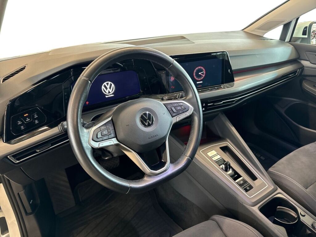 Volkswagen Golf 2021 