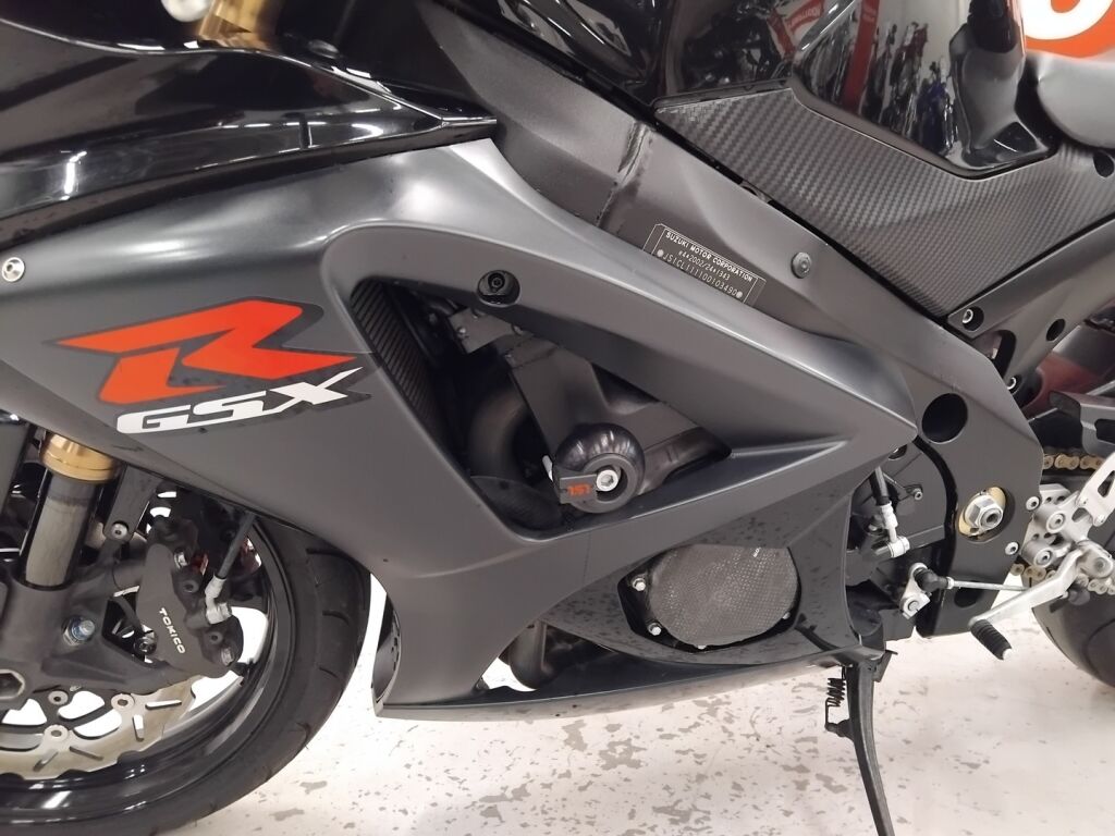 Suzuki GSX-R 2007 Musta