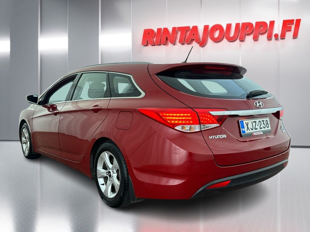 Hyundai i40 2013 Punainen