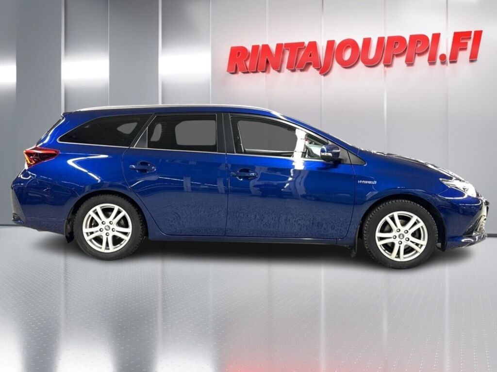 Toyota Auris 2017 Metallinhohto Sininen