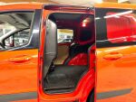 Ford Transit Courier 2017 Punainen