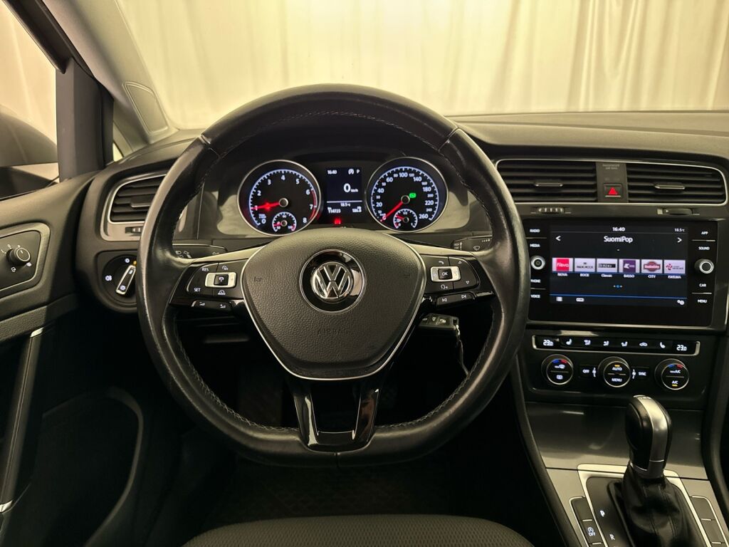 Volkswagen Golf 2018 Harmaa