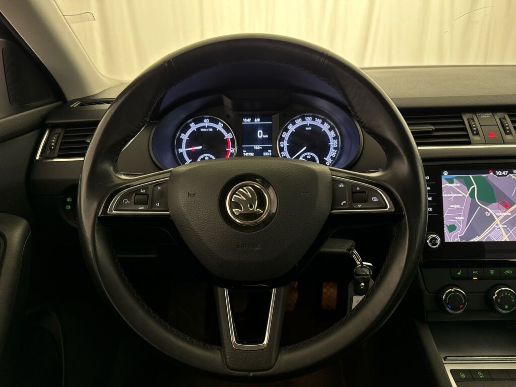 Skoda Octavia 2018 Harmaa