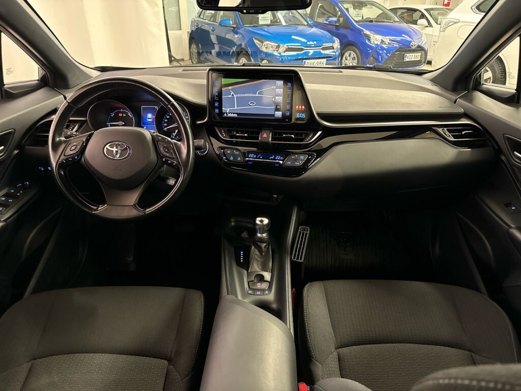 Toyota C-HR 2018 Musta