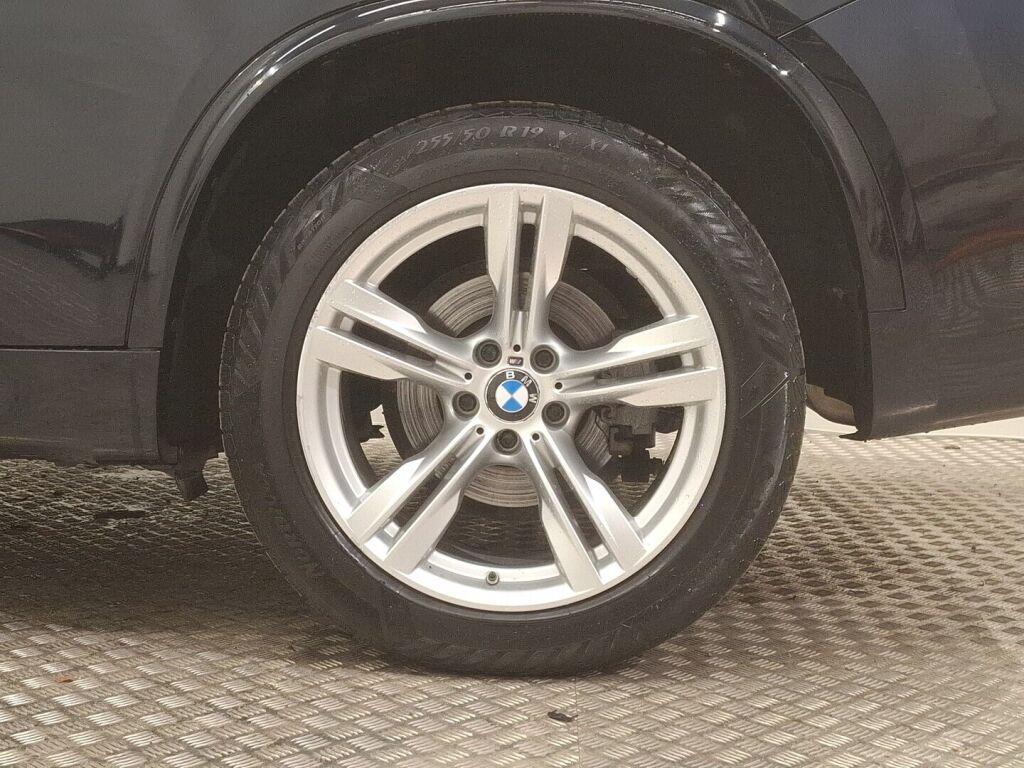 BMW X5 2016 Musta