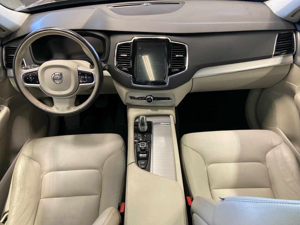 Volvo XC90 2016 Musta