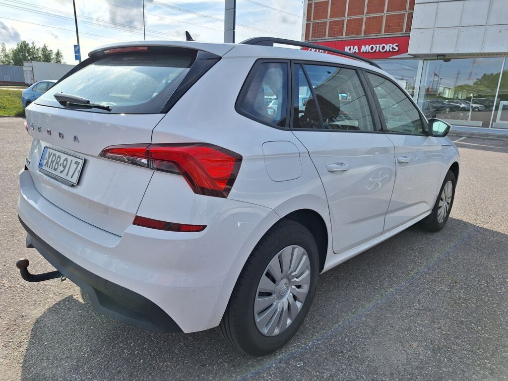 Skoda Kamiq 2022 Valkoinen