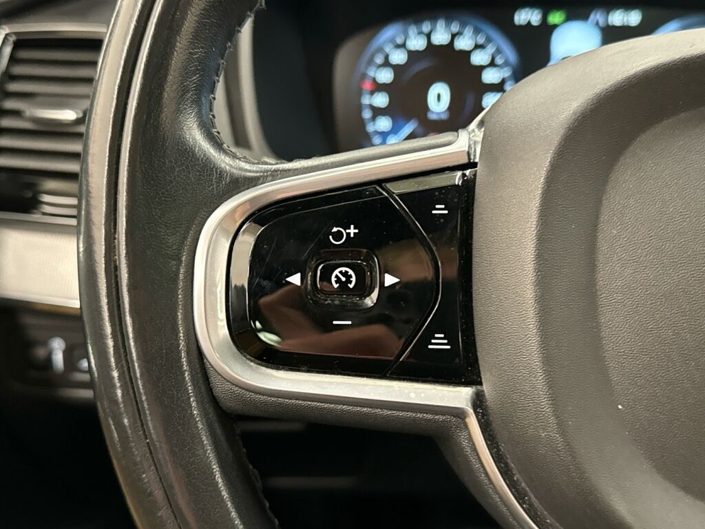 Volvo XC90 2017 Harmaa