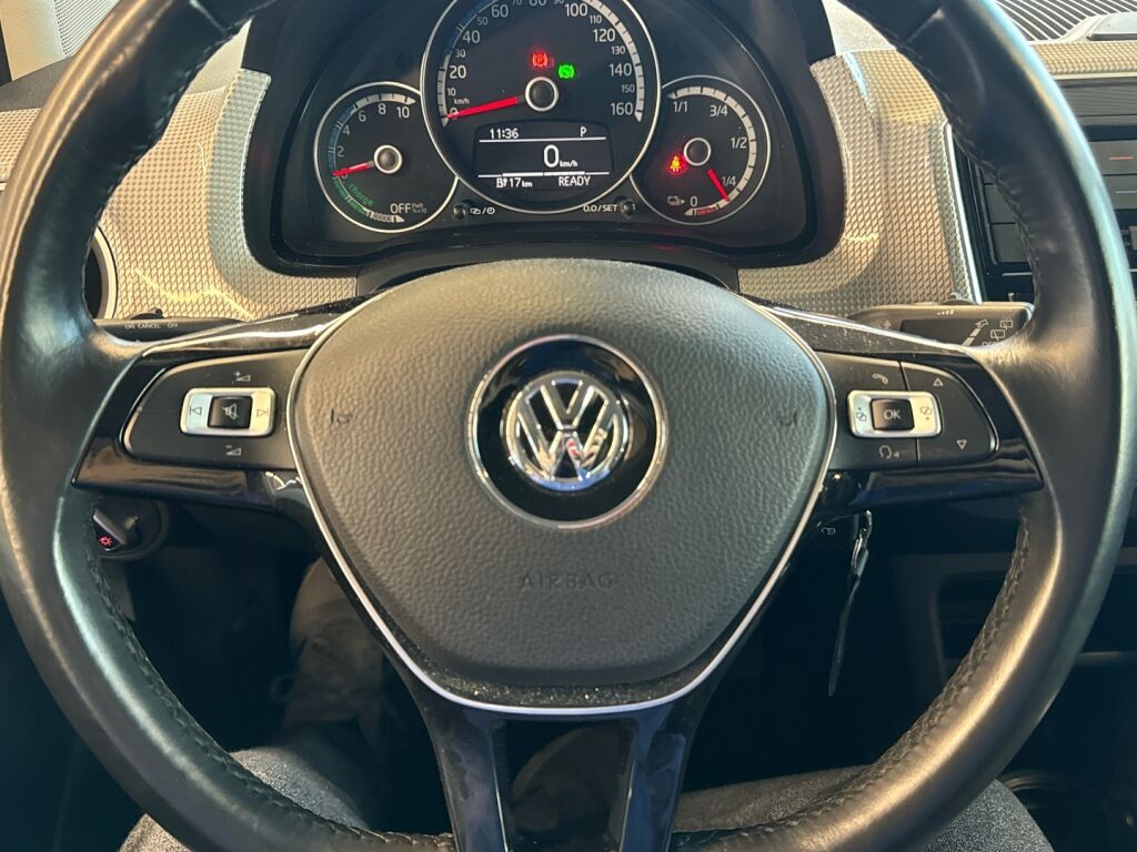 Volkswagen up! 2017 Valkoinen