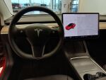 Tesla Model 3 2021 Punainen metalli