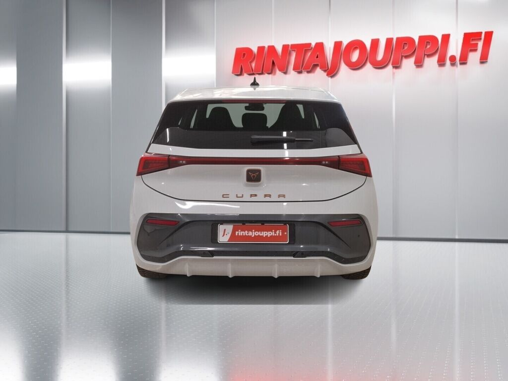 Cupra Born 2023 Valkoinen