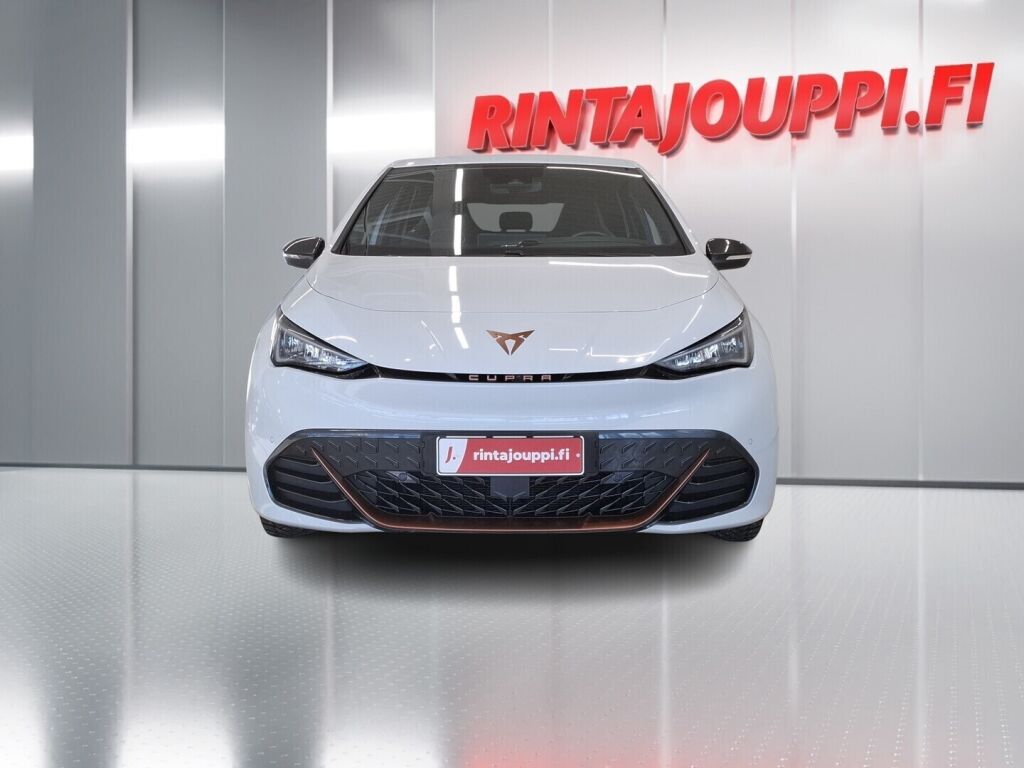 Cupra Born 2023 Valkoinen