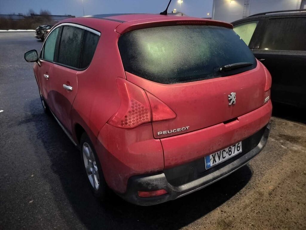 Peugeot 3008 2010 Punainen