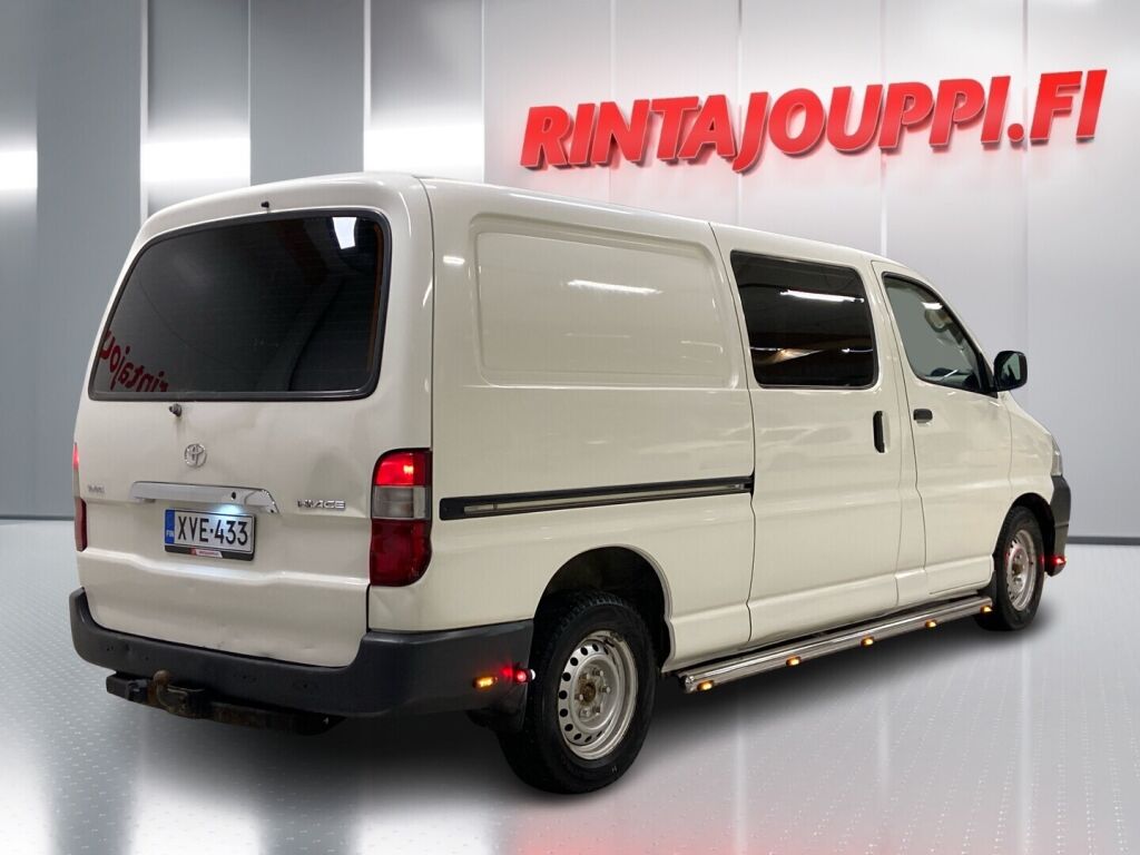 Toyota Hiace 2010 Valkoinen