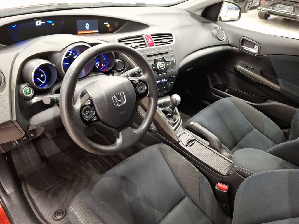 Honda Civic 2014 Punainen