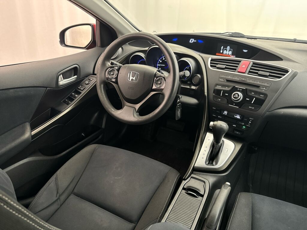 Honda Civic 2014 Punainen