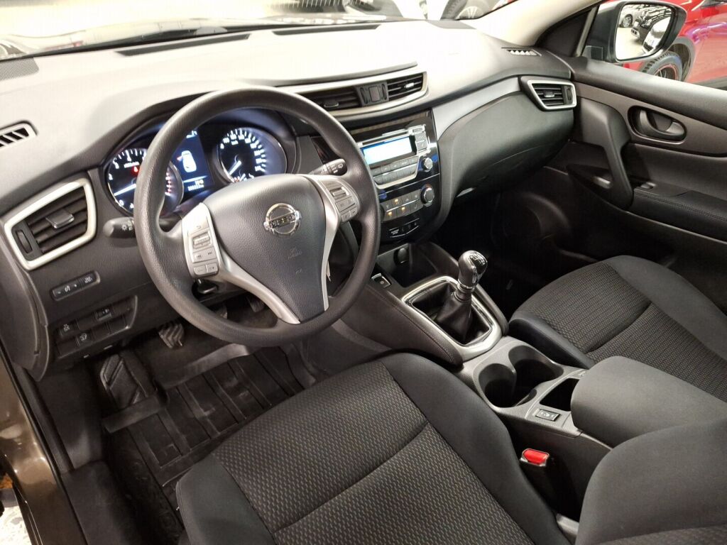 Nissan Qashqai 2014 Ruskea (beige)