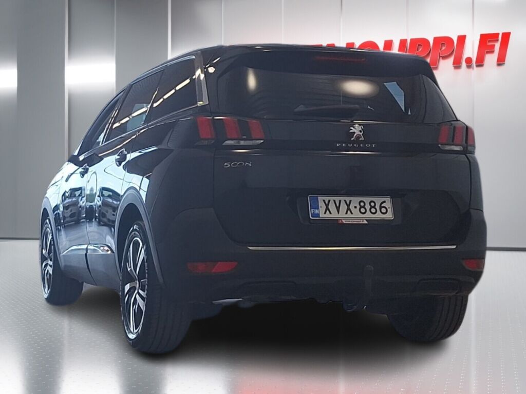 Peugeot 5008 2019 Musta