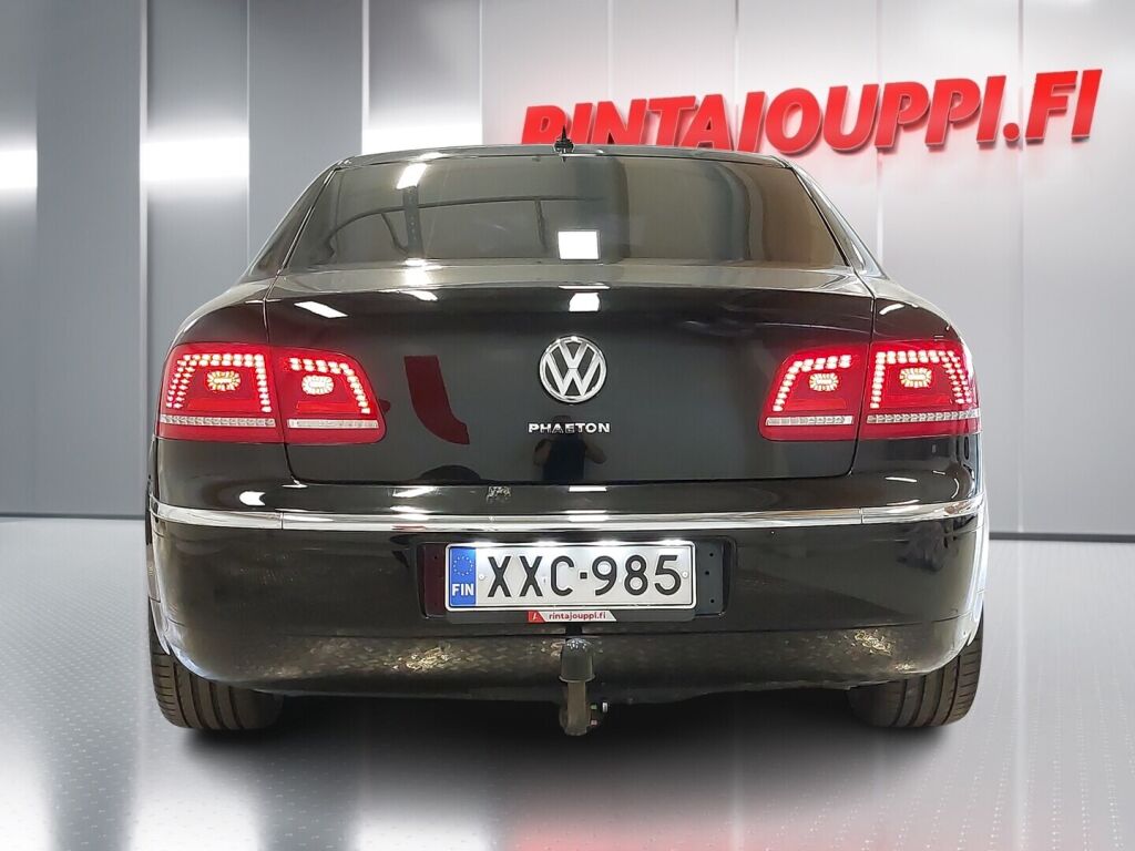 Volkswagen Phaeton 2011 Musta