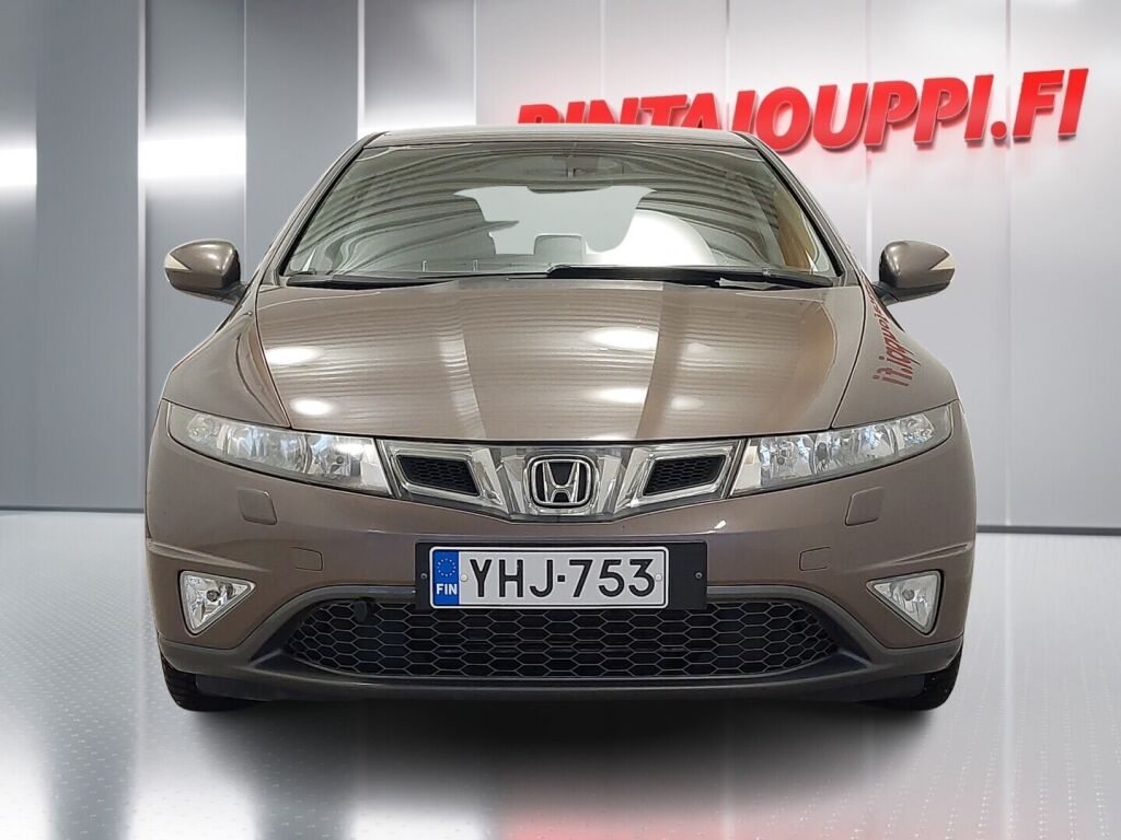 Honda Civic 2010 Ruskea (beige)