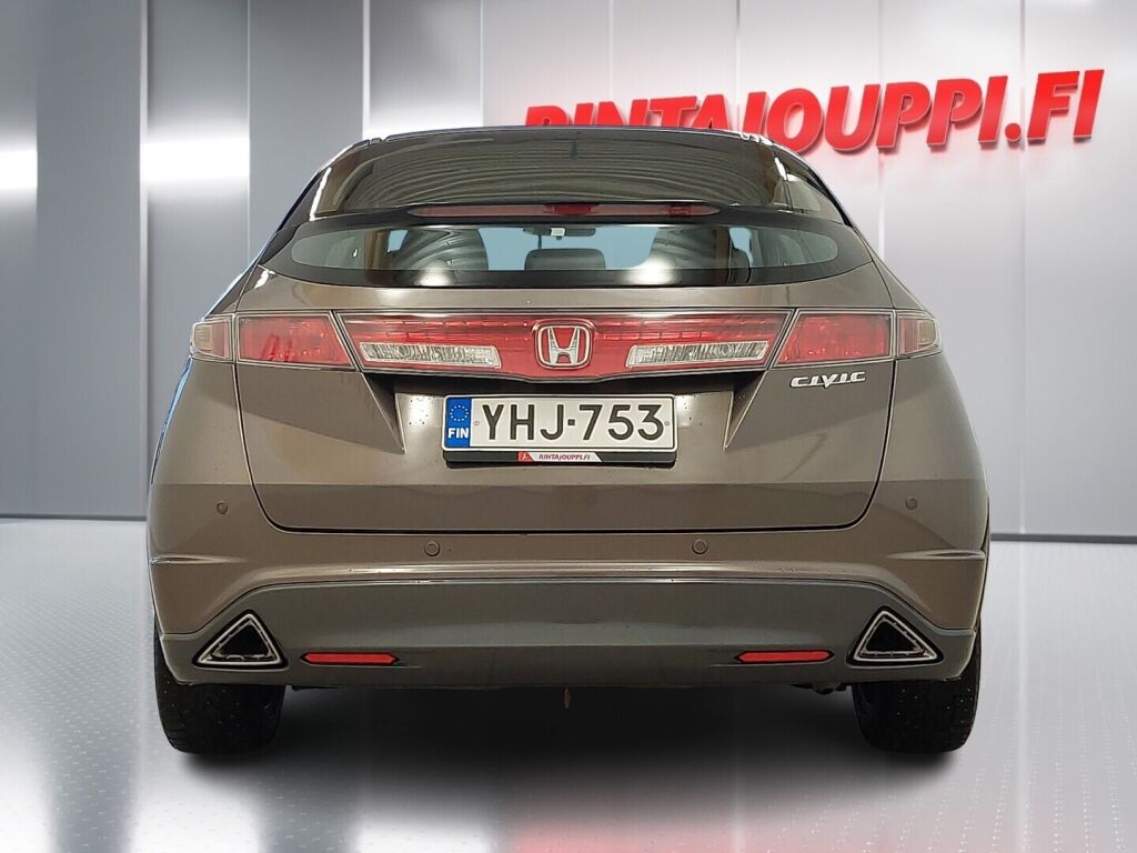 Honda Civic 2010 Ruskea (beige)