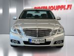 Mercedes-Benz E 2009 Harmaa