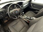 BMW 318 2011 Punainen