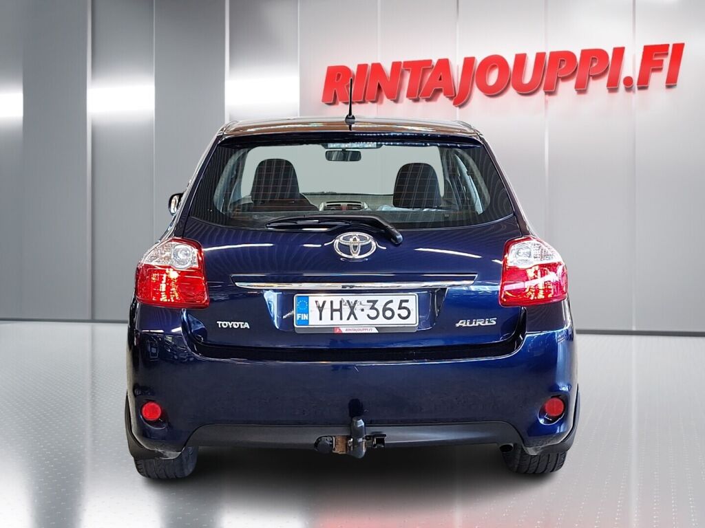 Toyota Auris 2012 Sininen