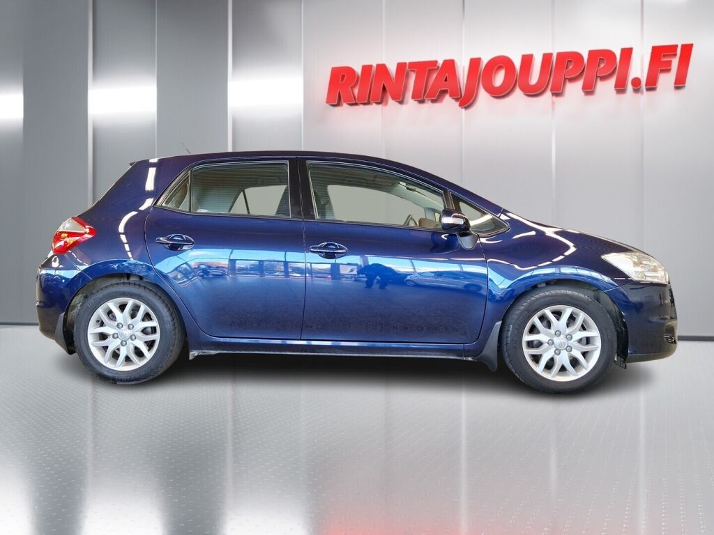 Toyota Auris 2012 Sininen