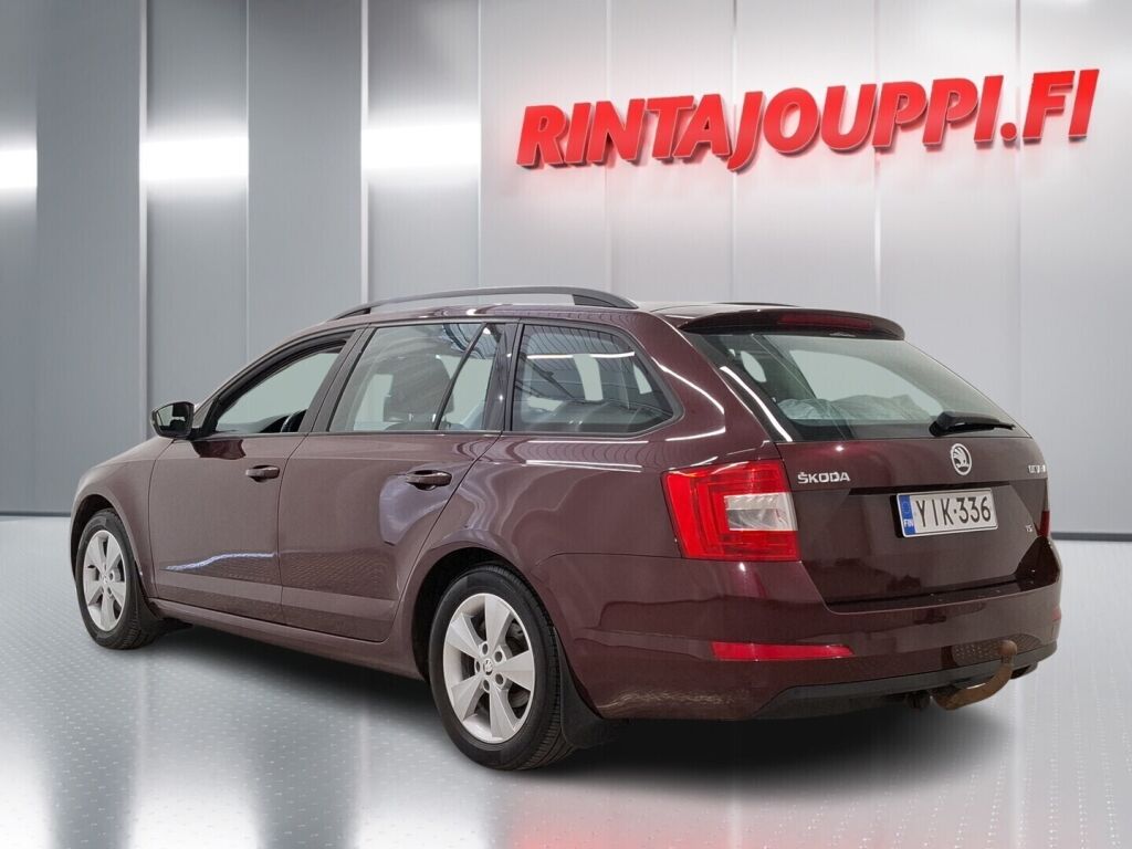 Skoda Octavia 2013 Punainen