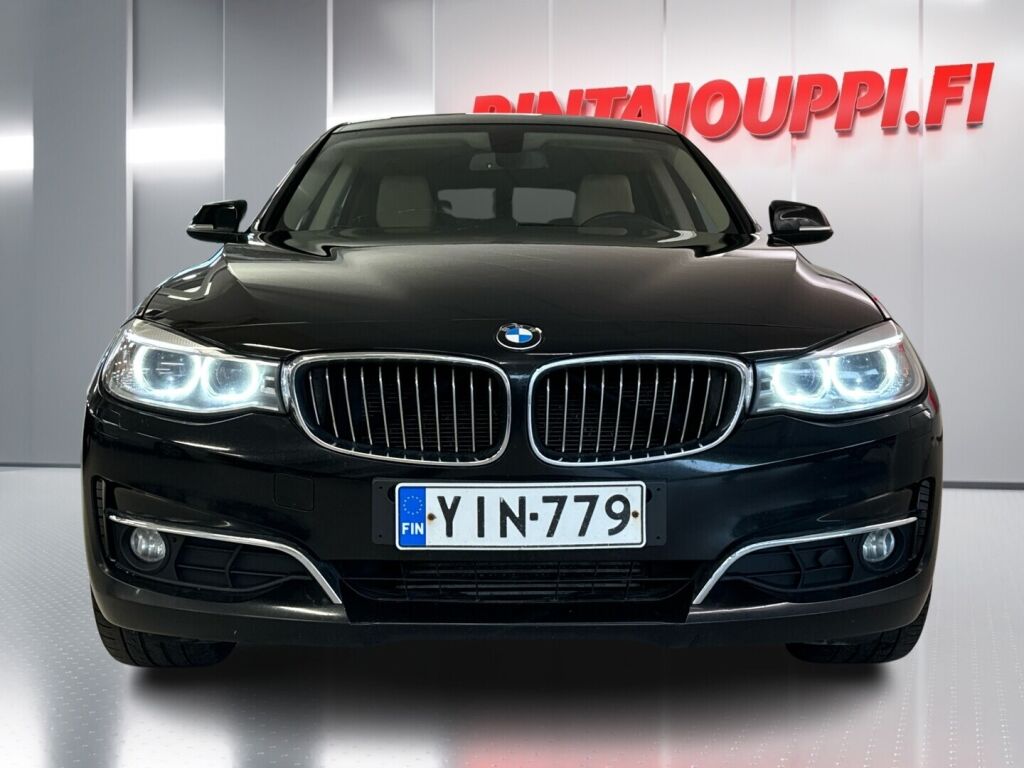 BMW 320 Gran Turismo 2014 Musta