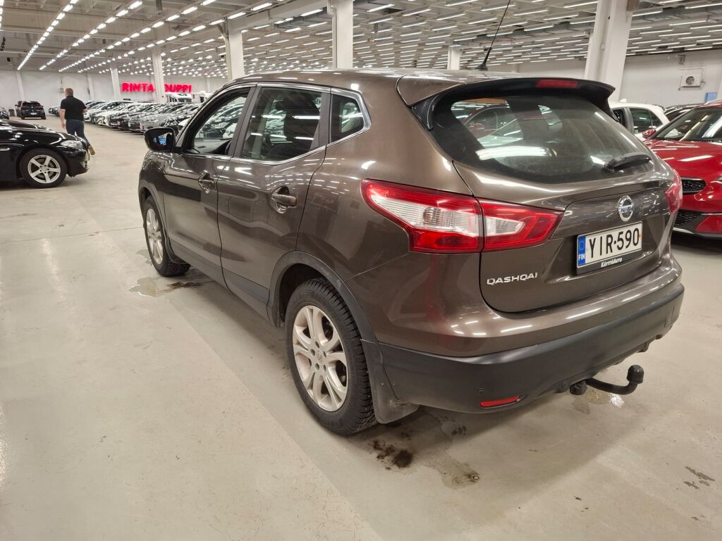 Nissan Qashqai 2014 Ruskea (beige)