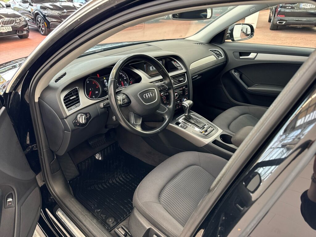 Audi A4 2014 Musta