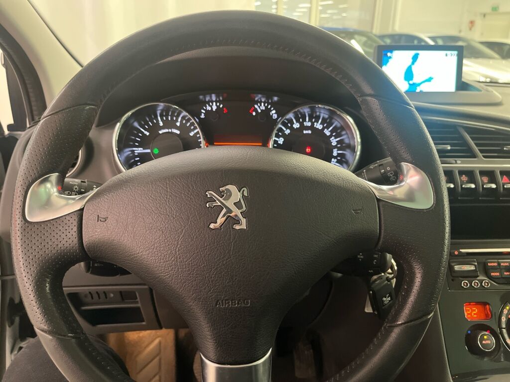 Peugeot 3008 2016 Valkoinen