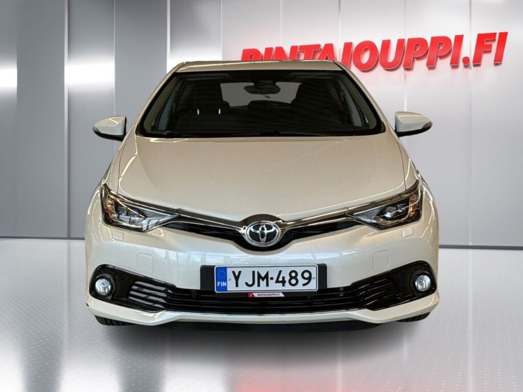 Toyota Auris 2018 Valkoinen